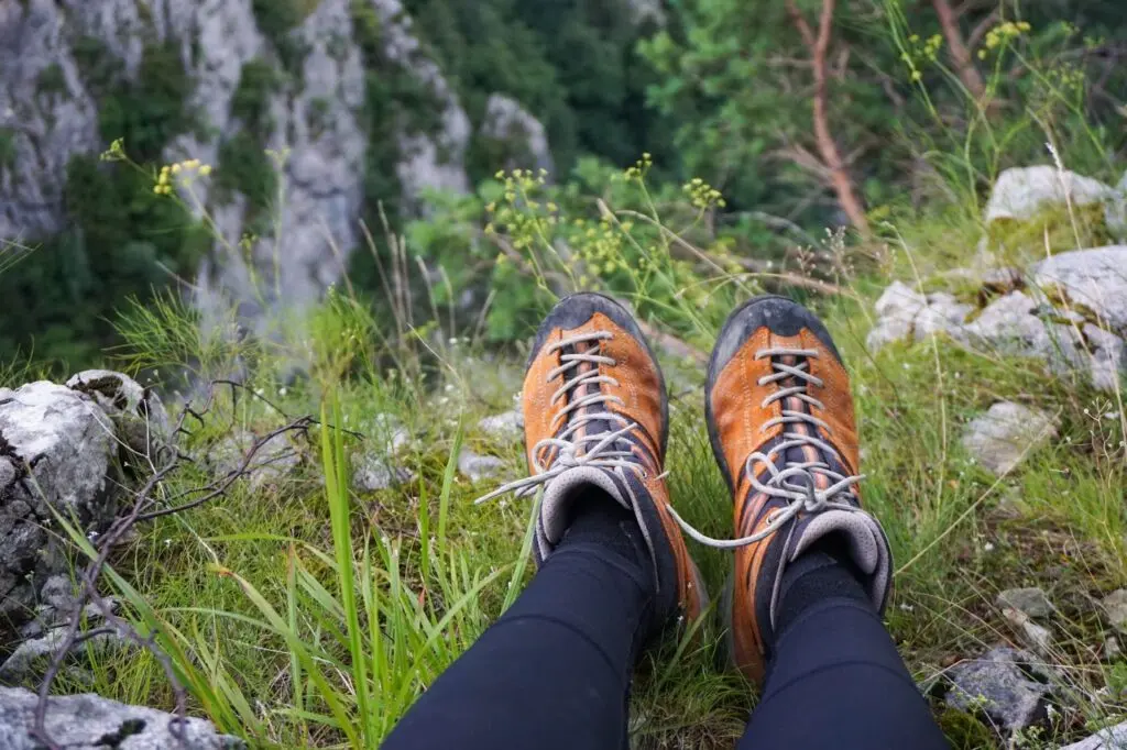 Chaussures de randonnée durables pour une ascension sûre de l'Etna